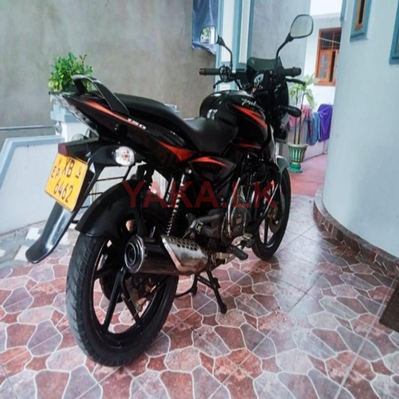 Bajaj Pulsar 150 2012