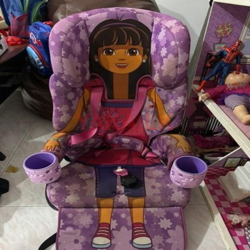 Dora car seat