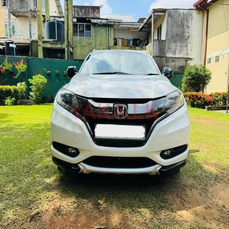 Honda Vezel Rent a Car 2015