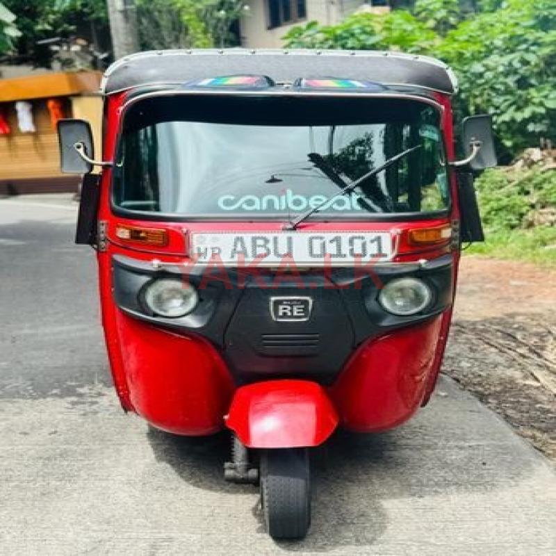 Bajaj RE 2019