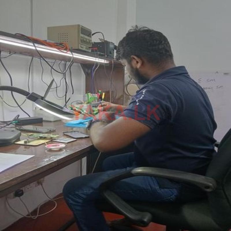 Mobile phone repairing course