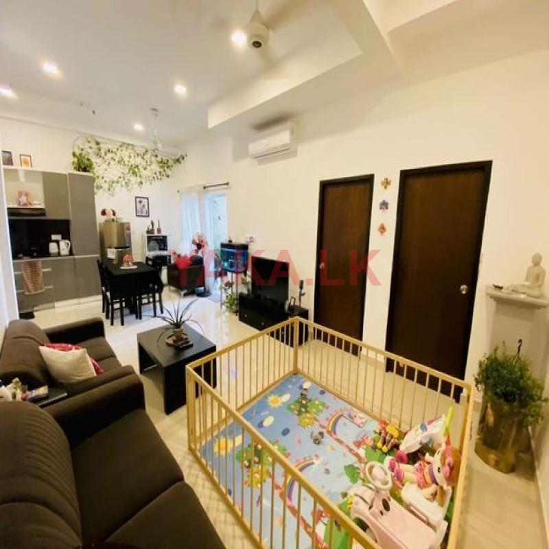 Fully Furnished 2BR Luxury Apartment at Kottawa