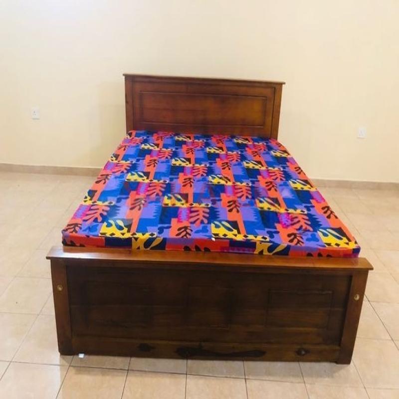 (72x60) - 6x5 Queen Size Teak Box Bed and Double Layer Mattress