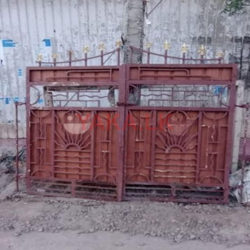 6" × Gate