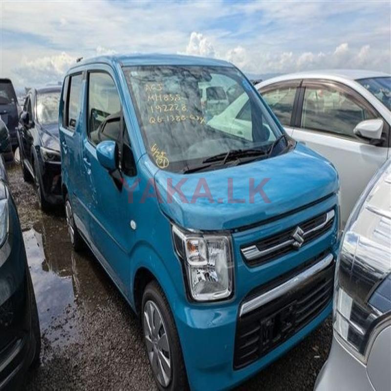 Suzuki Wagon R FX 2023