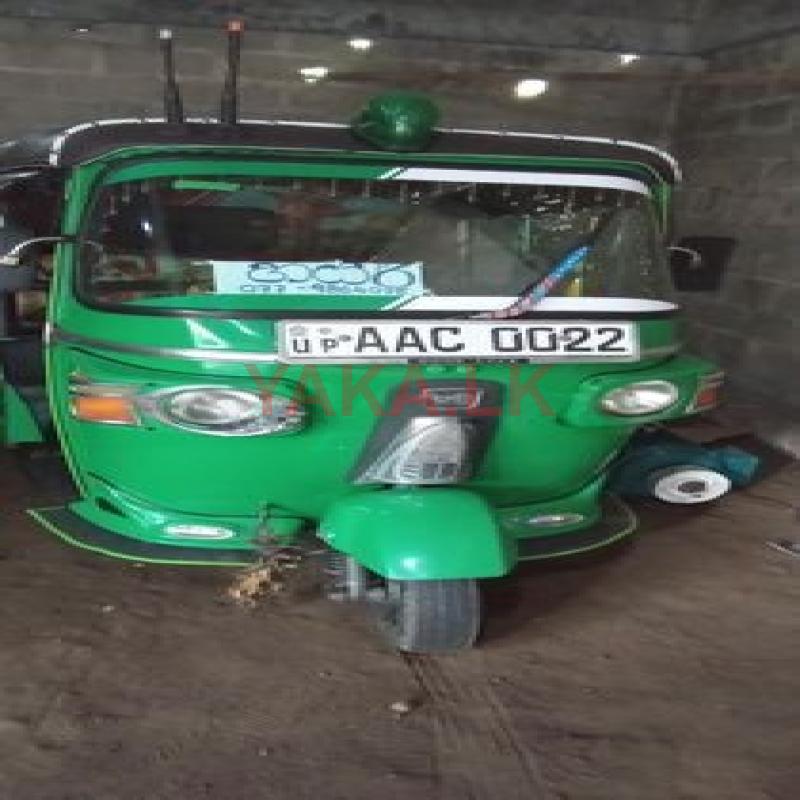 Bajaj RE 2014