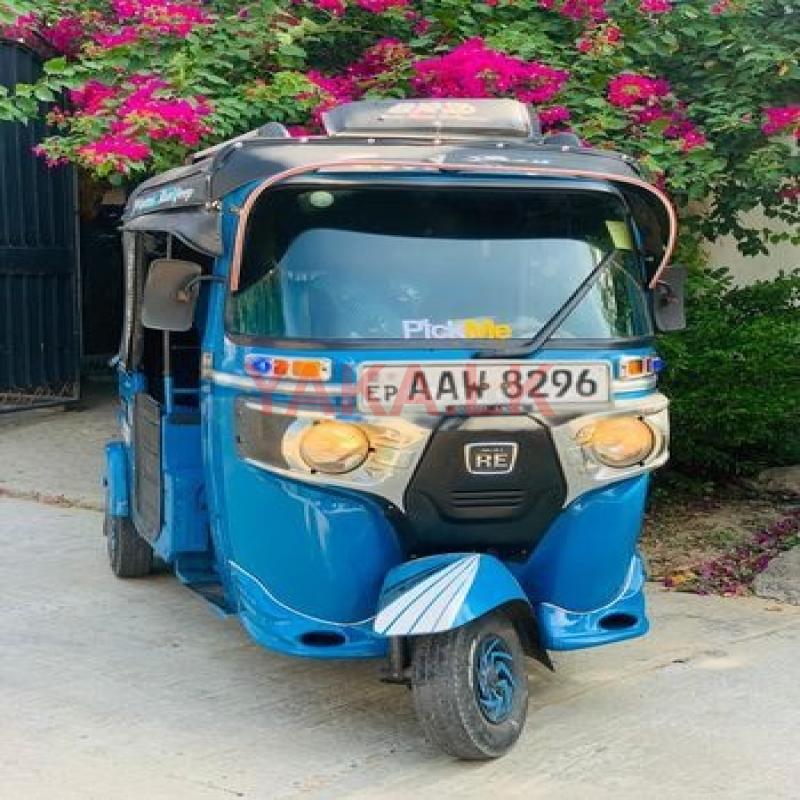 Bajaj RE 2013