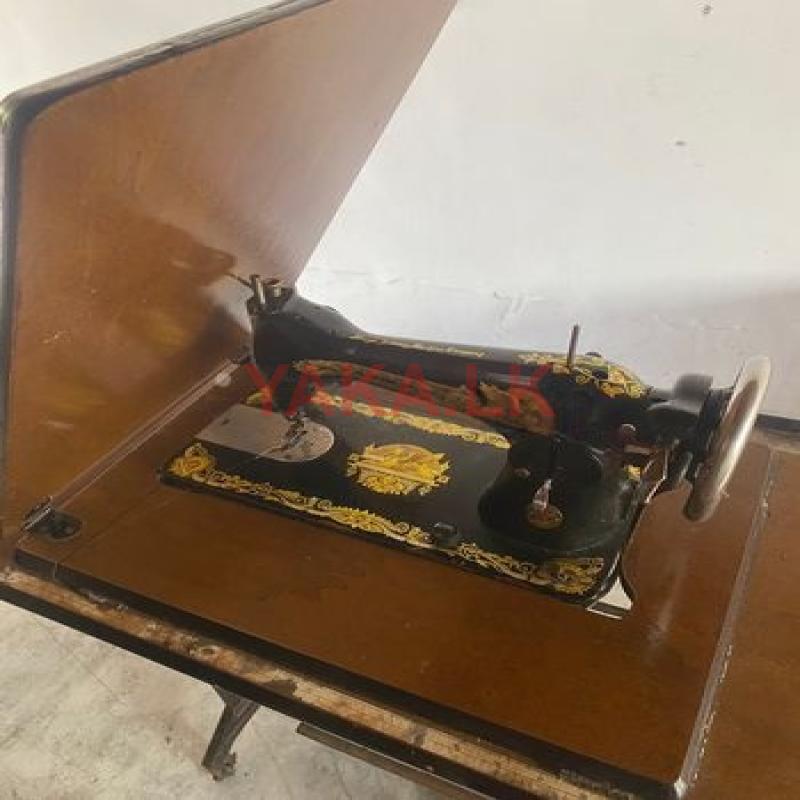 Singer Sewing Machine