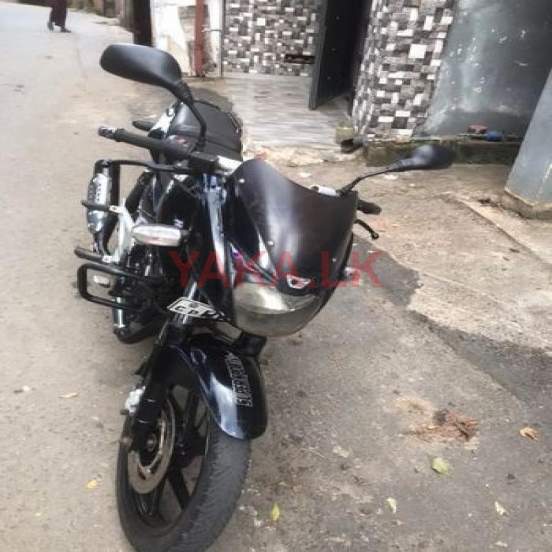 Bajaj Pulsar 180F 2010