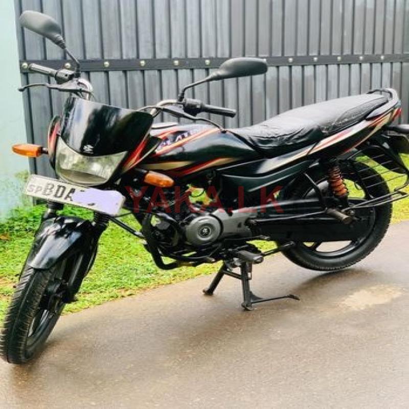 Bajaj Platina 100 2015