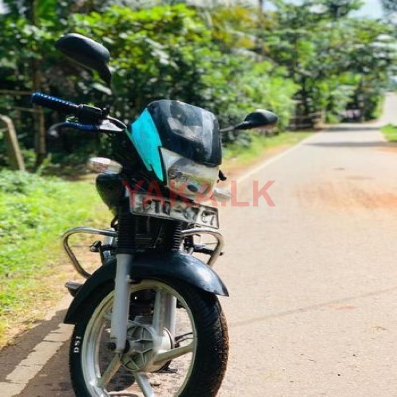 Bajaj Platina 2004