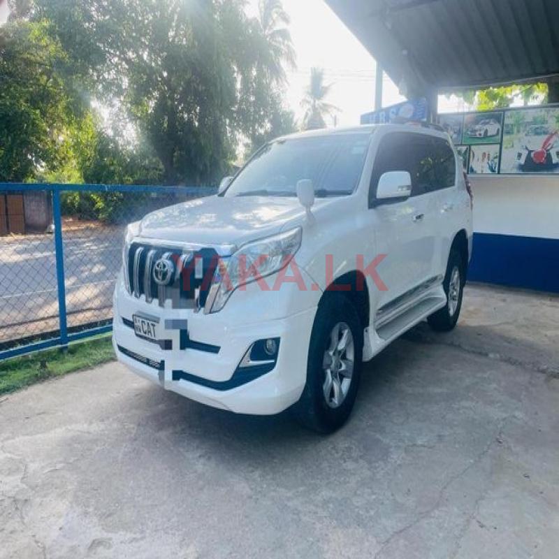 Toyota land Cruiser Prado 150 rent