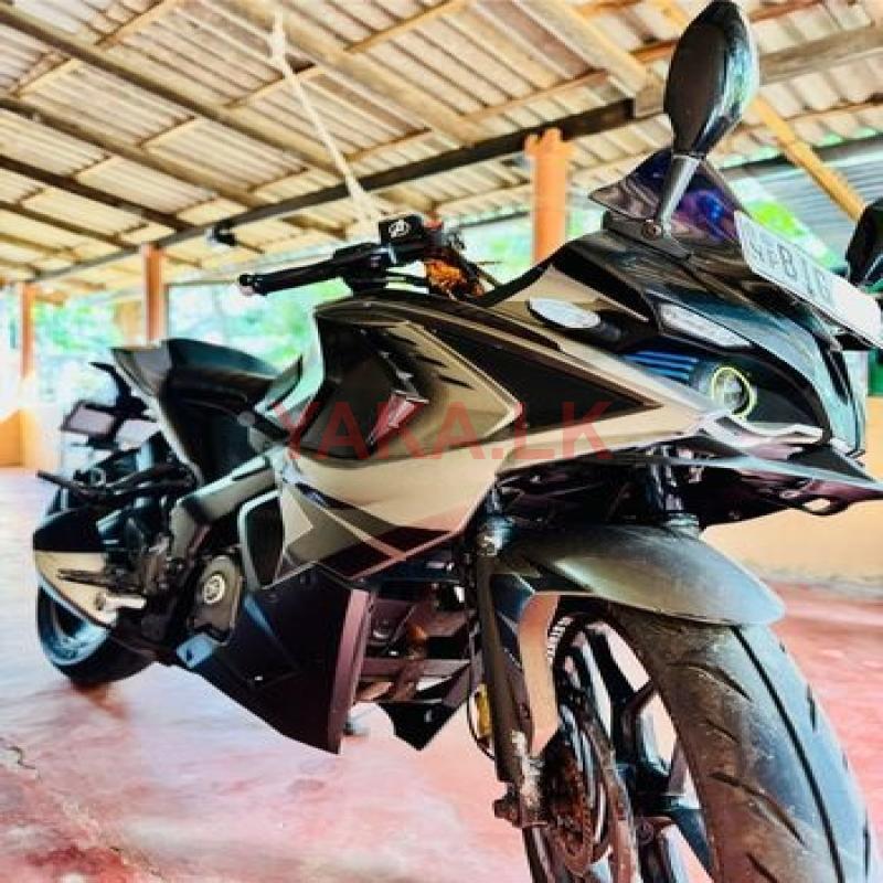 Bajaj Pulsar RS200 2019