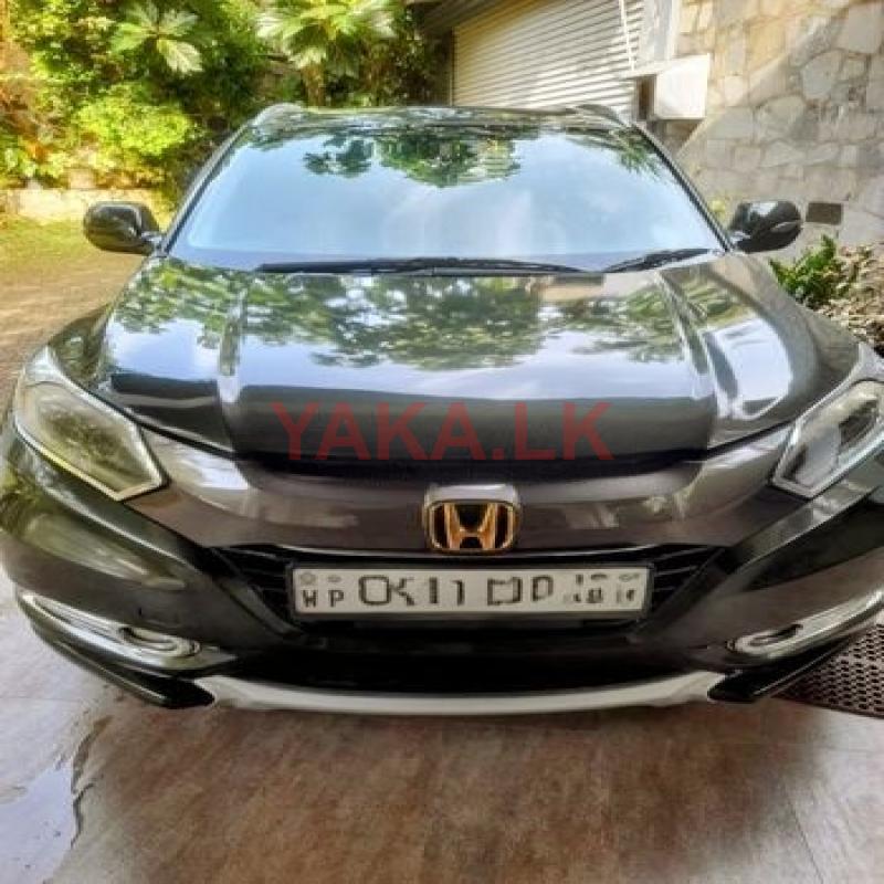 Honda Vezel Z - Gold Badge 2014
