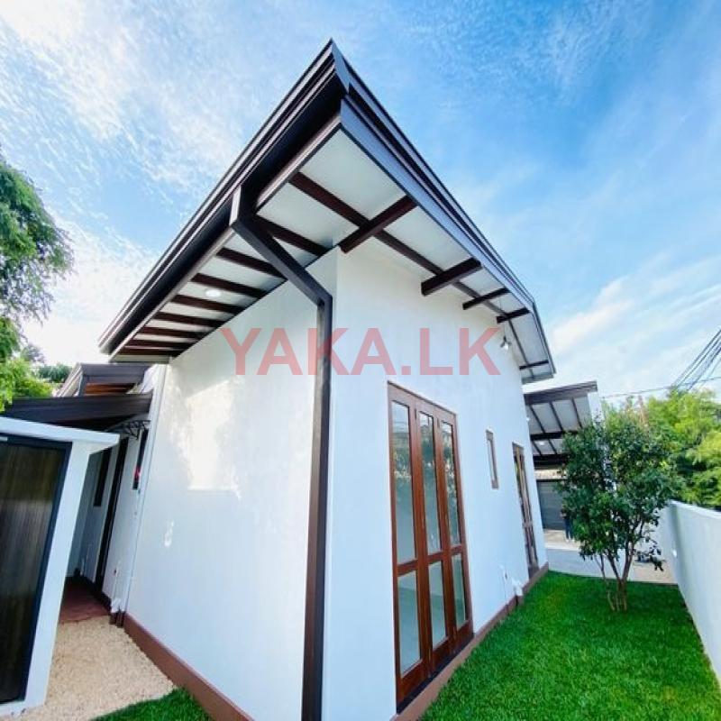Brand New Modern Home in Malabe 3BR Stylish Design Sale