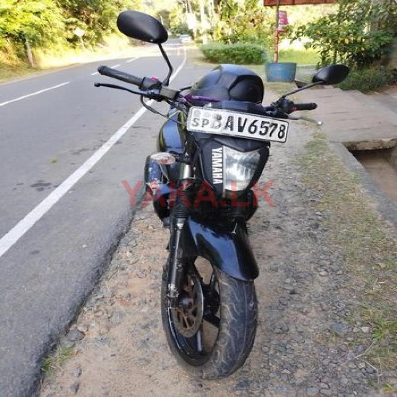 Yamaha FZ 1 2014