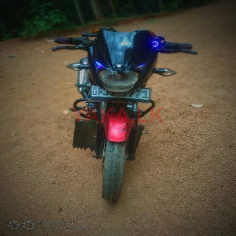 Bajaj Pulsar 150 2005