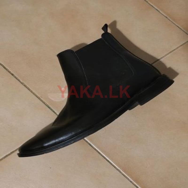 Chelsea Boots - Black