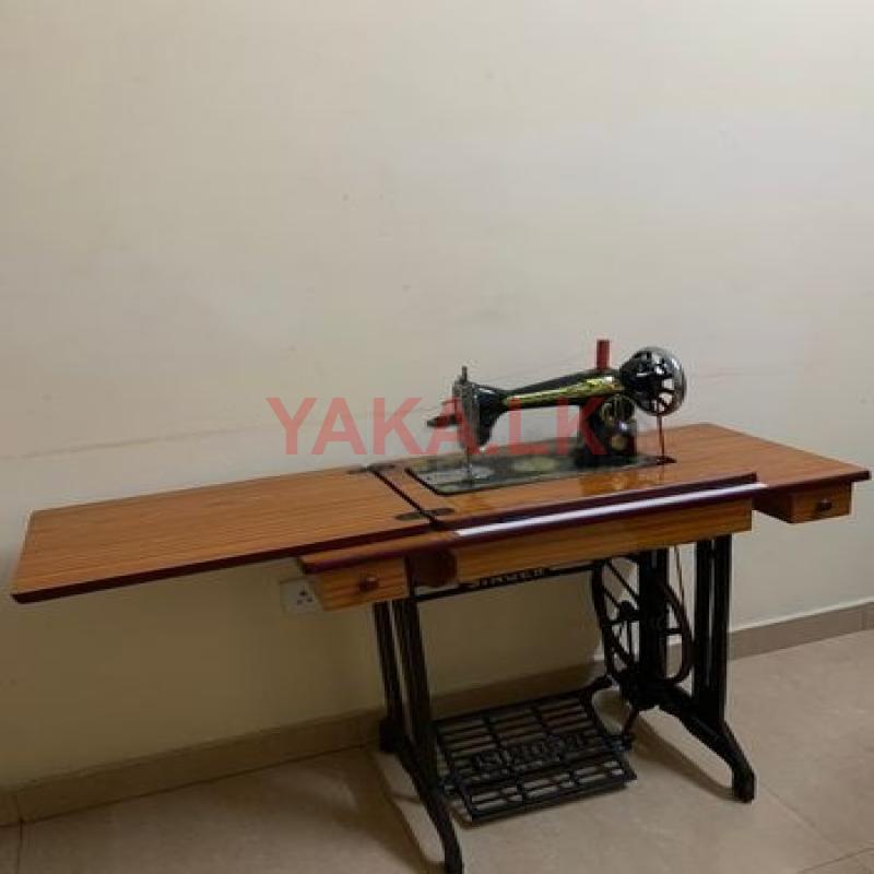 Singer Sewing Machine