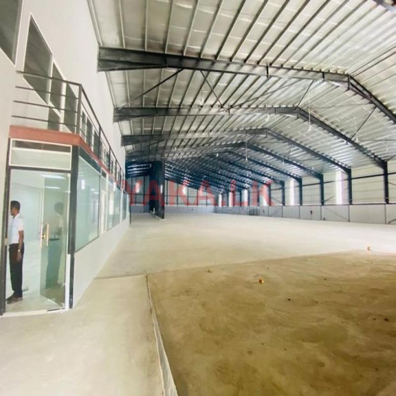 Warehouse / Factory space for sale Ekala