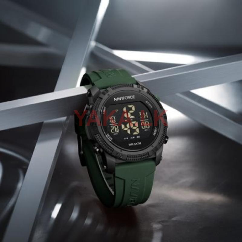 Naviforce NF7104 Watch