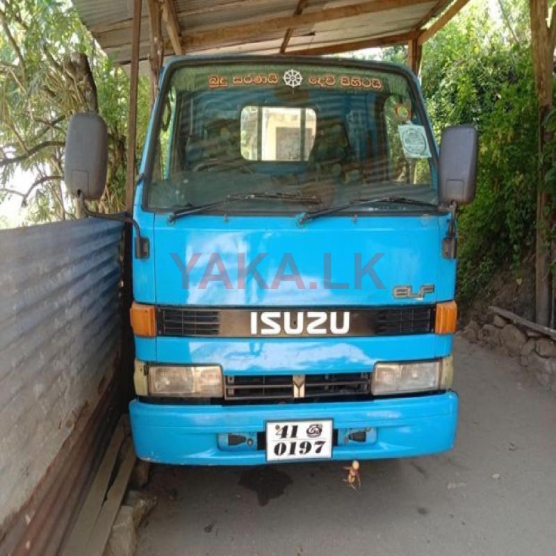Isuzu 250 ELF 1981