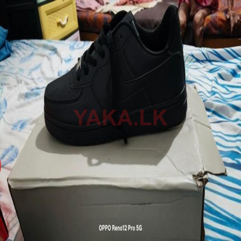 Nike Air Sole Black Pairs