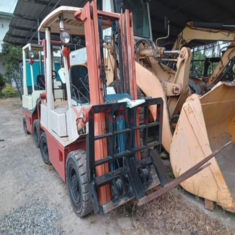 NISSAN 2.5TON FORKLIFT