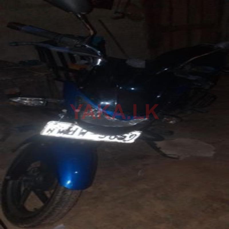 Bajaj XCD 125 2013