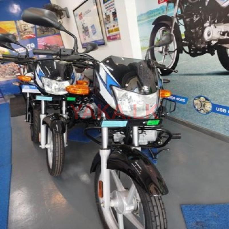 Bajaj CT100 2025
