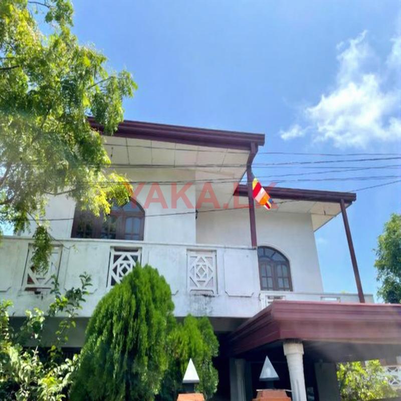 Upstairs House for Rent in Moratuwa