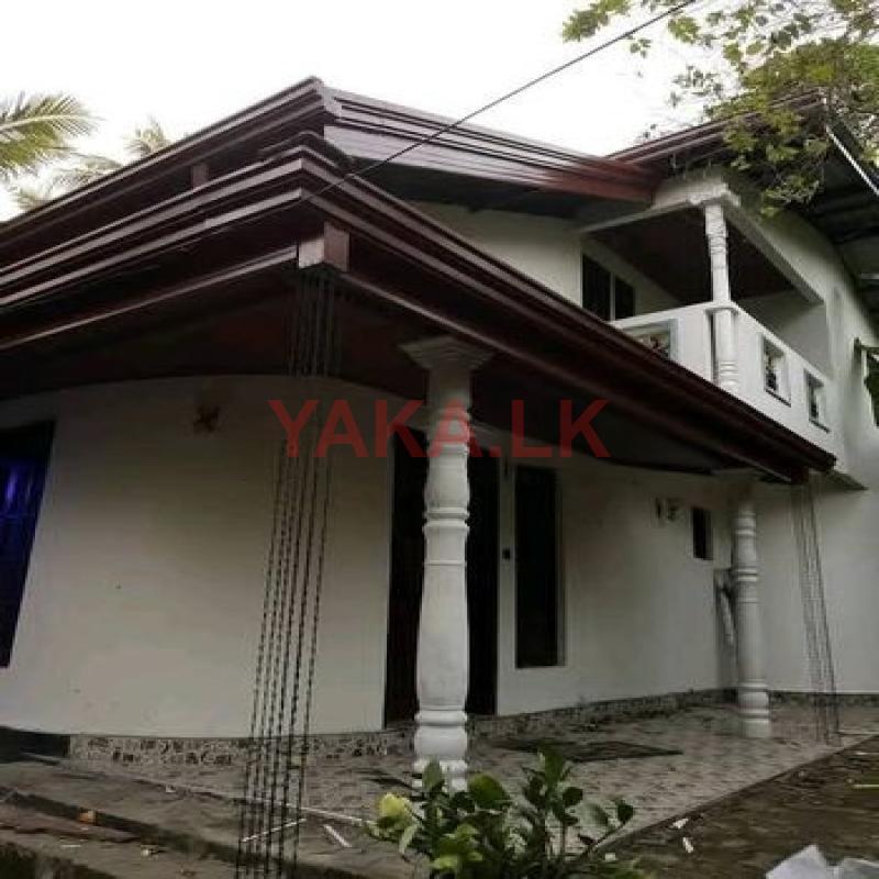 4 Bedrooms house for rent Gampaha Yakkala GE