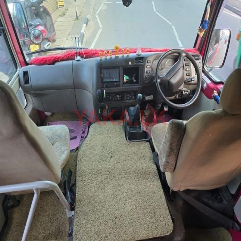 Mitsubishi Rosa 2011