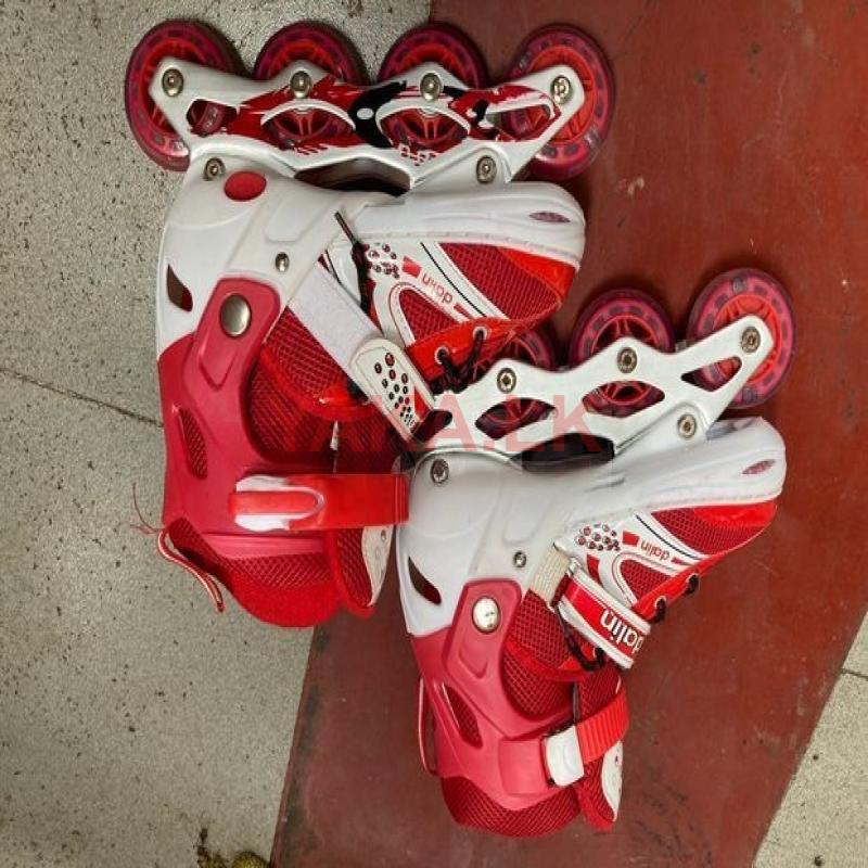 Skating Shoes
