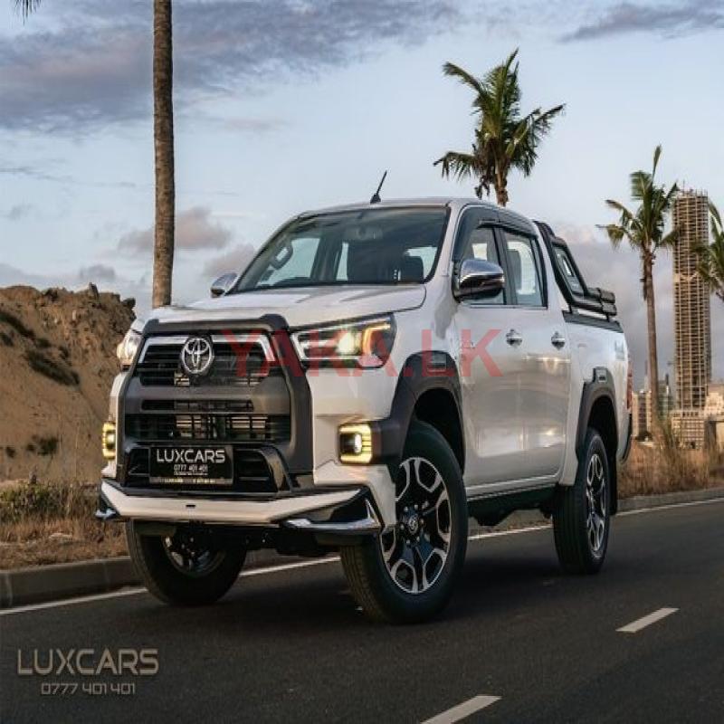 Toyota Hilux REVO 2.8 MODELLISTA 2025
