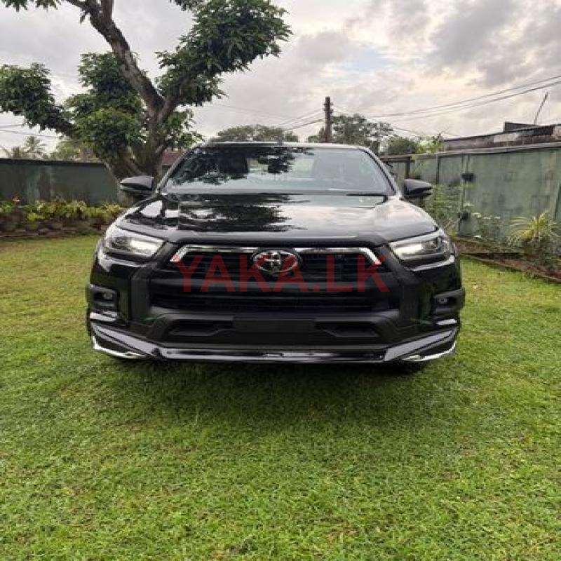 Toyota Hilux Rocco 2025