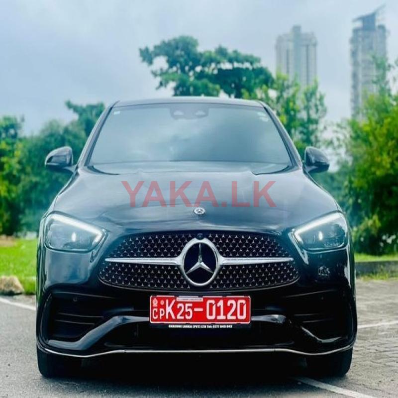 Mercedes Benz C200 AMG Premium Plus 2023