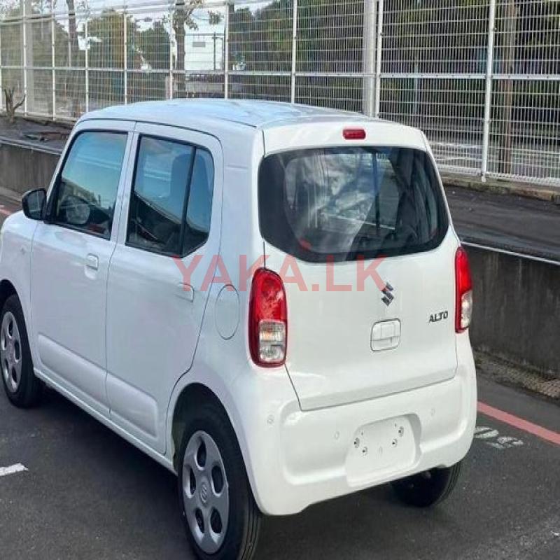 Rent Suzuki Alto Auto - airport free delivery