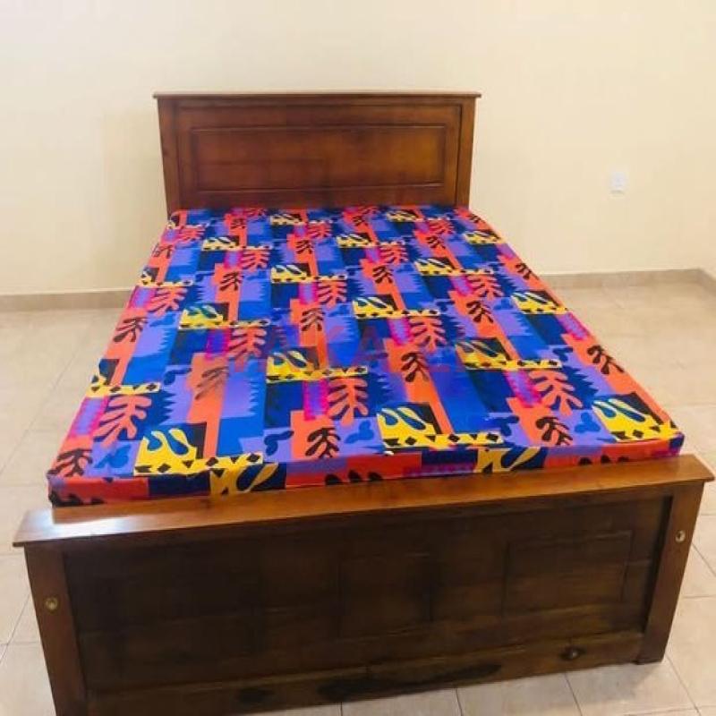 72*60 - 6*5 Teak Wood Box Bed and Double Layer Mattress