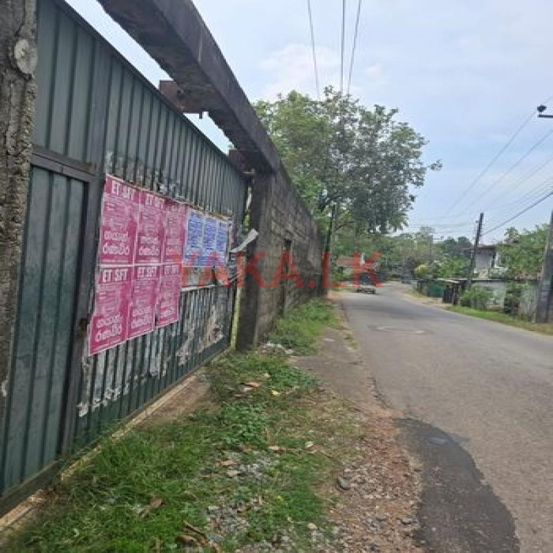 Prime 50-Perch Land on Madapatha Road, Piliyandala