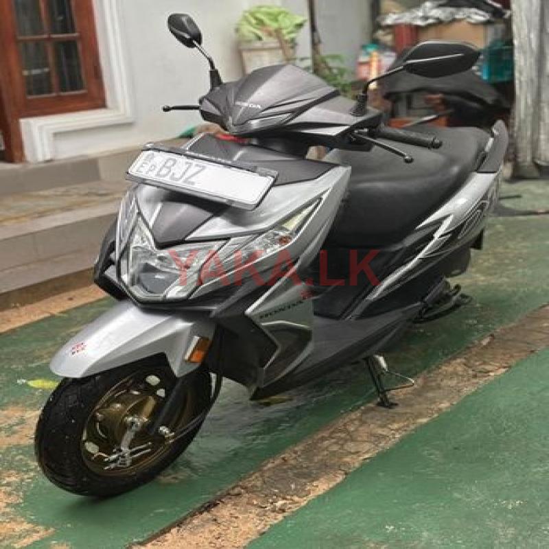 Honda Dio 2025