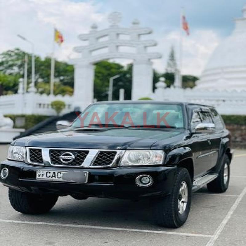 Rent a Jeep - Nissan Patrol 7 Seater