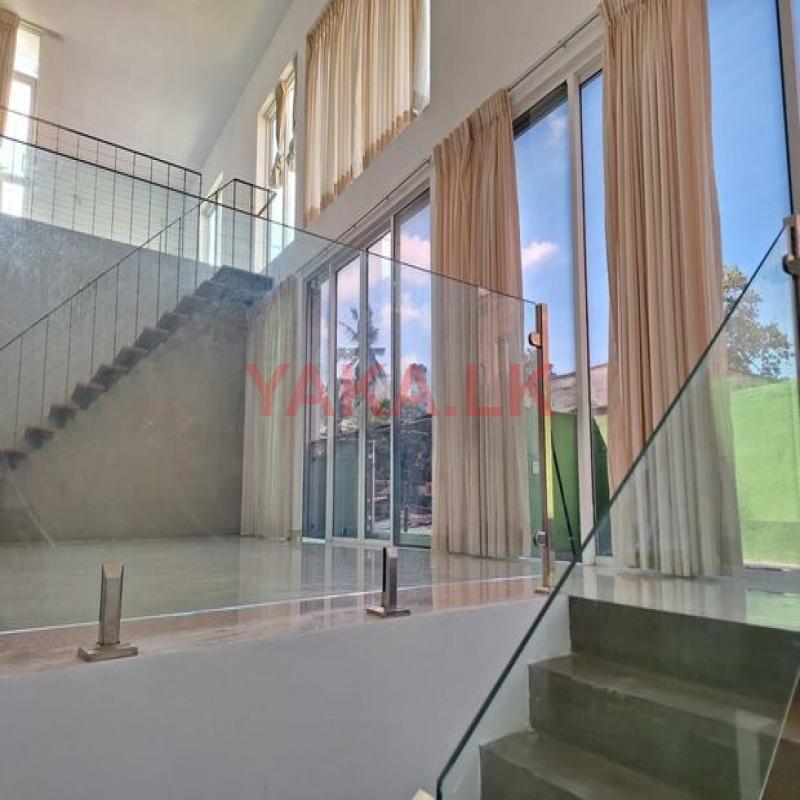 4BR New First Floor House For Rent In Dehiwela