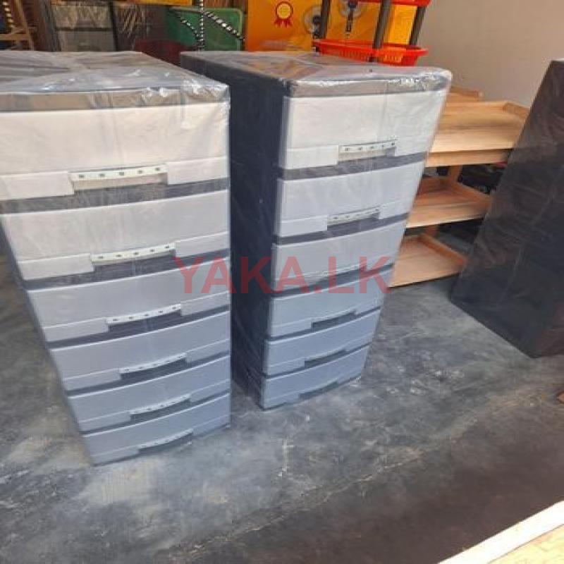 6 D Plastic Cupboard