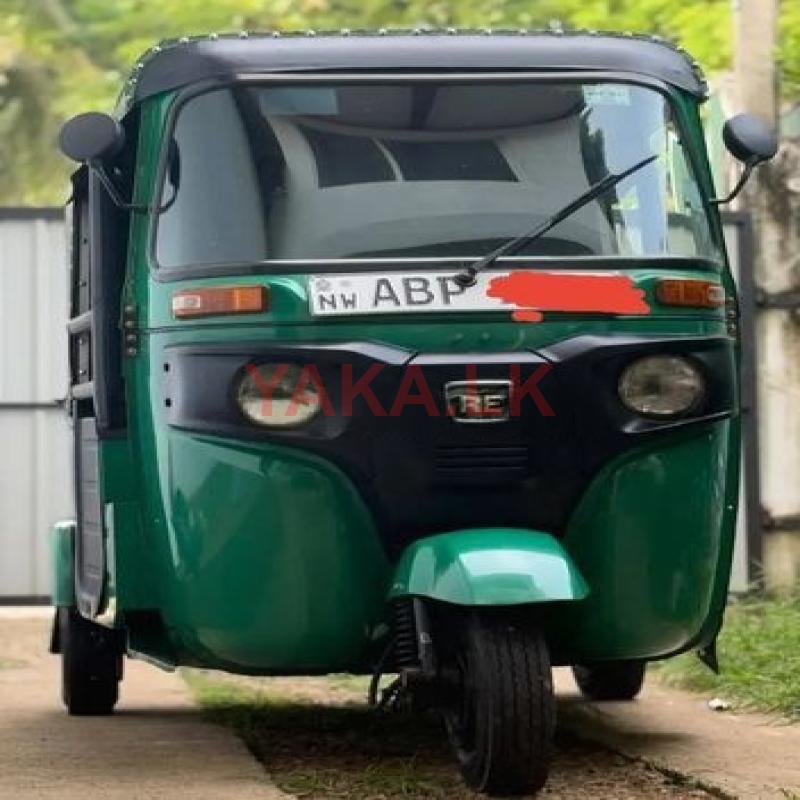 Bajaj RE 4 Stroke 2017