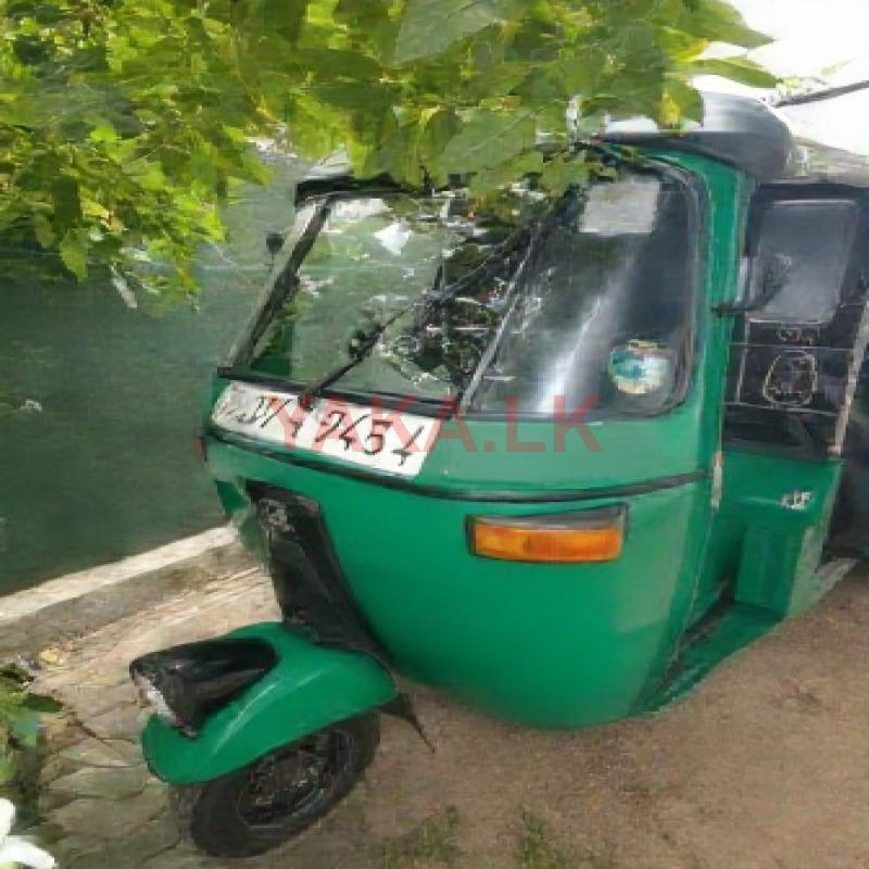 Bajaj Three Wheeler 2006