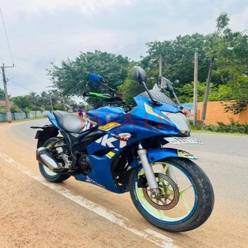 Suzuki Gixxer 2016