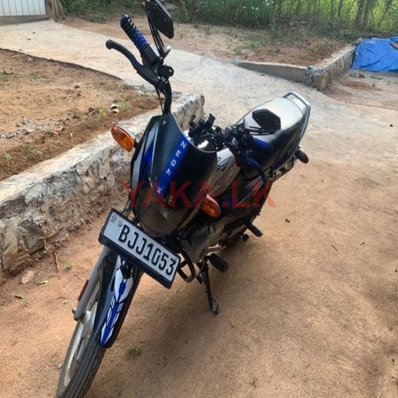 Bajaj CT100 Es 2024