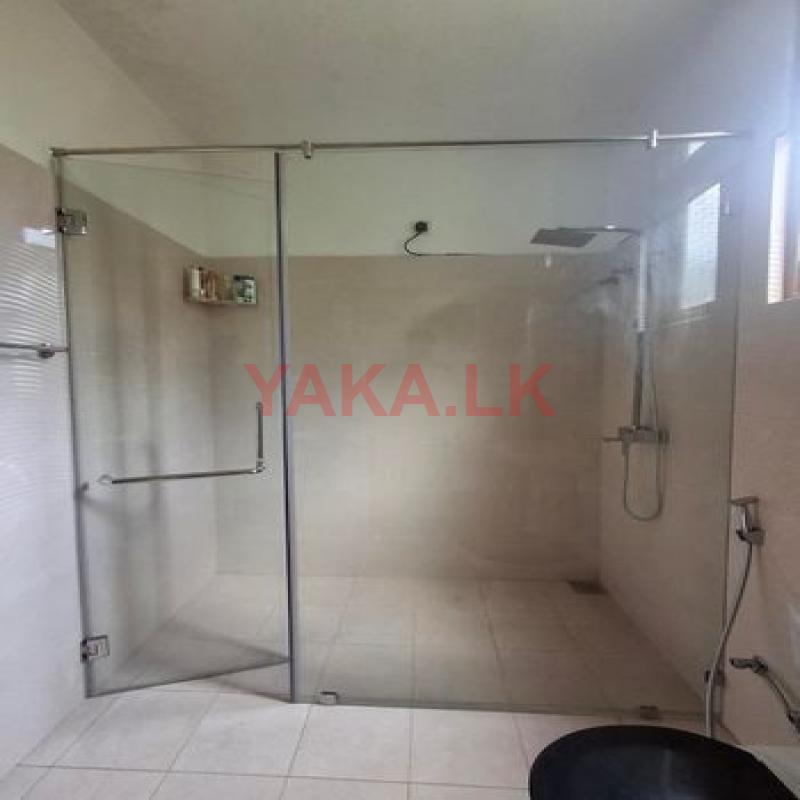 Shower Cubicle Installation
