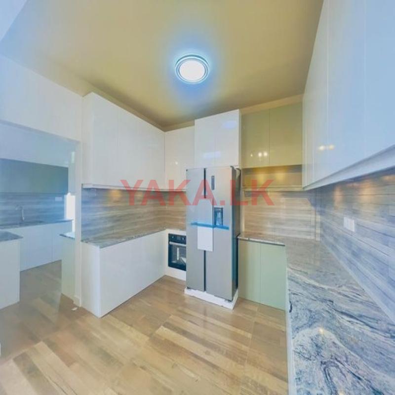 Luxurious Villa's House in Piliyandala. With Swimming Pool